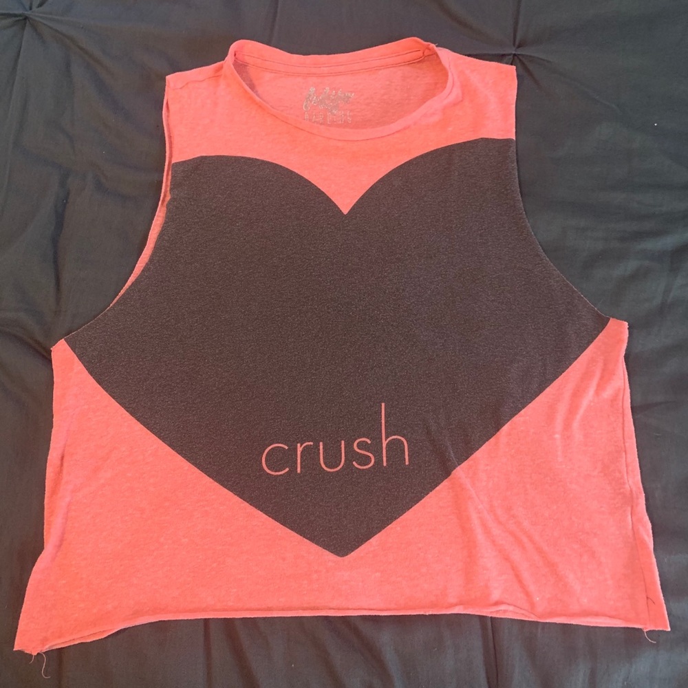 Pink sleeveless crop top